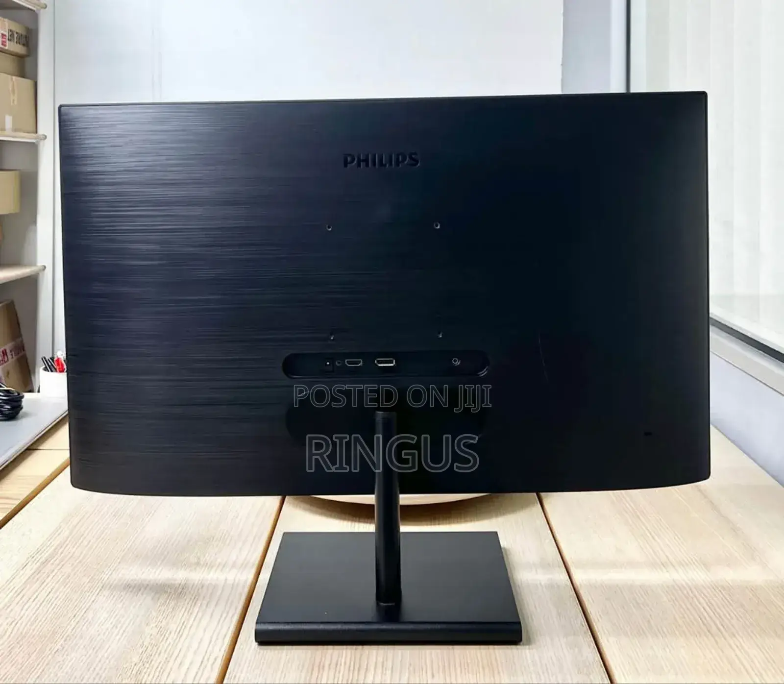 27" Monitor