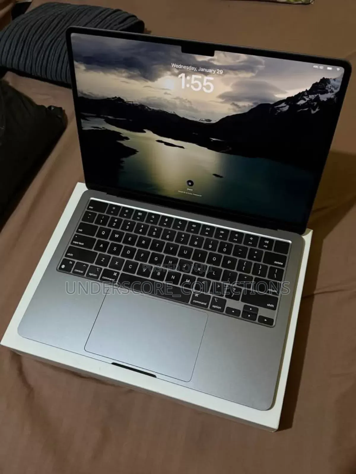 New Laptop Apple MacBook Air 8GB Intel SSD 256GB