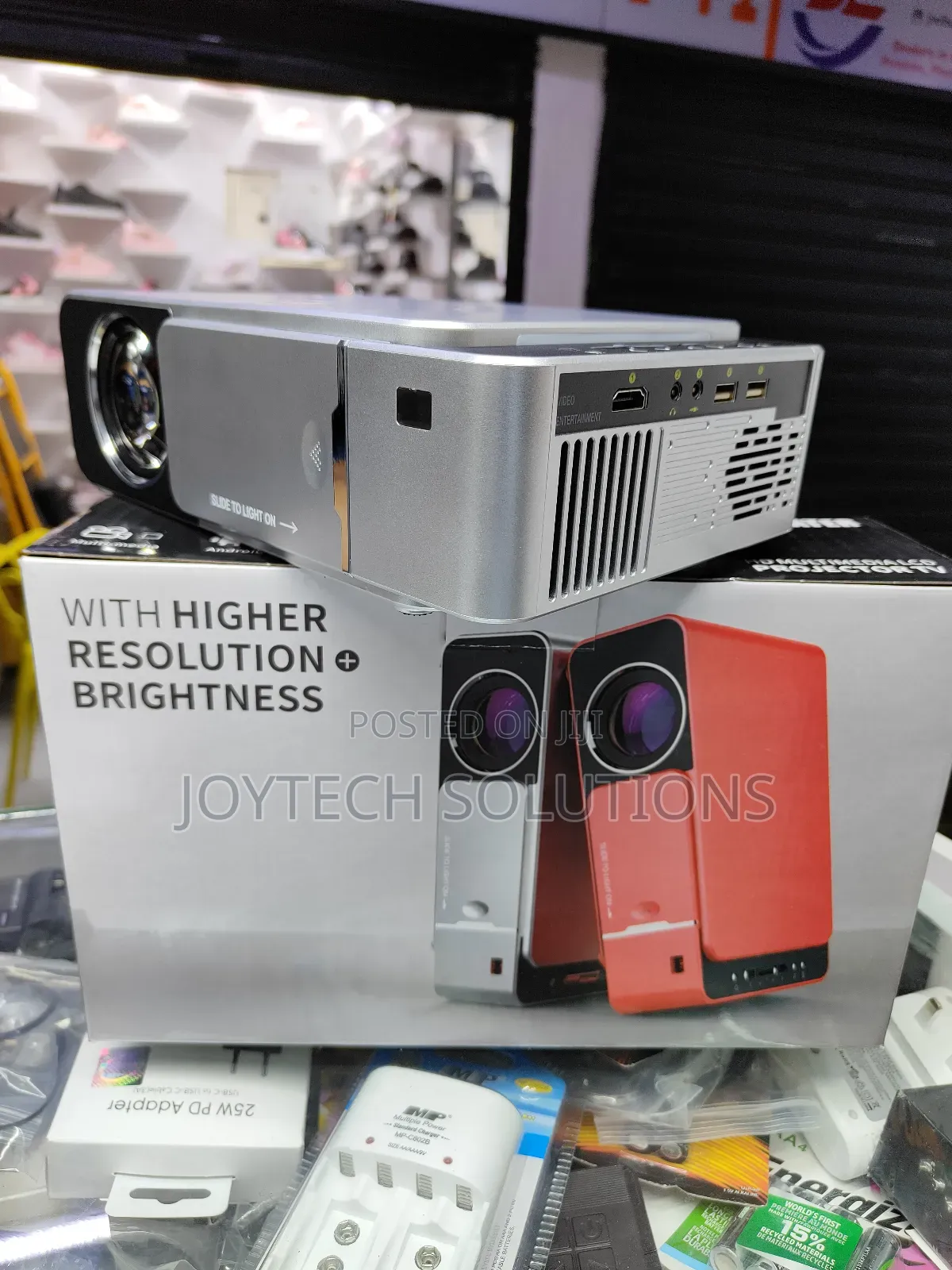 Projector High Resolution T6 Android 1280hd .Wifi Bluetooth