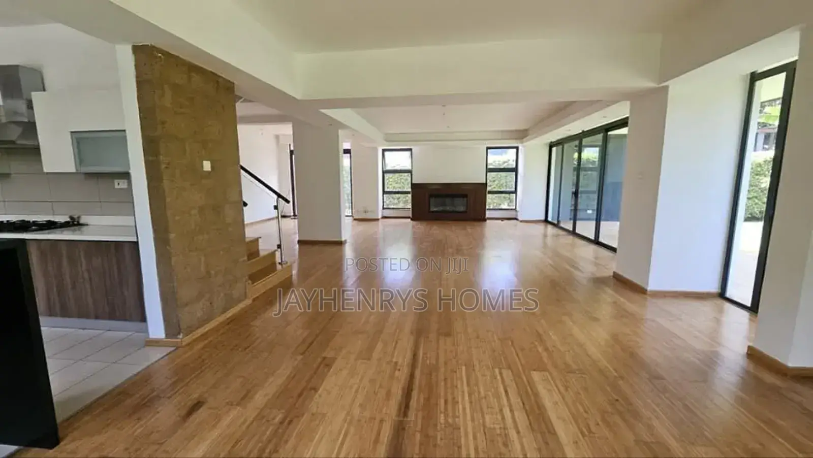 4bdrm House in Garden Estate, Roysambu for sale
