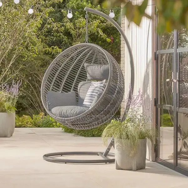 Home Chairs: Modern Outdoor Industrial Hanging Chair