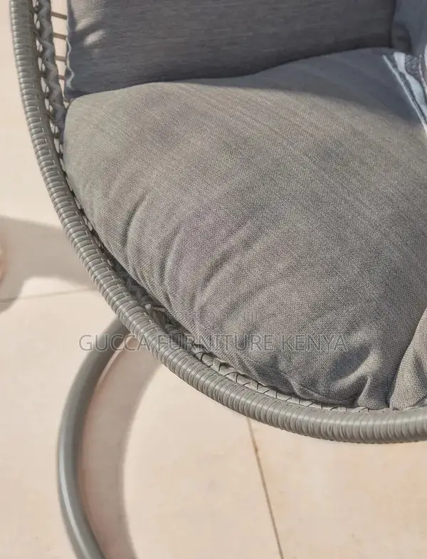 Home Chairs: Modern Outdoor Industrial Hanging Chair
