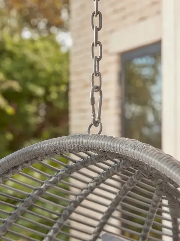 Home Chairs: Modern Outdoor Industrial Hanging Chair
