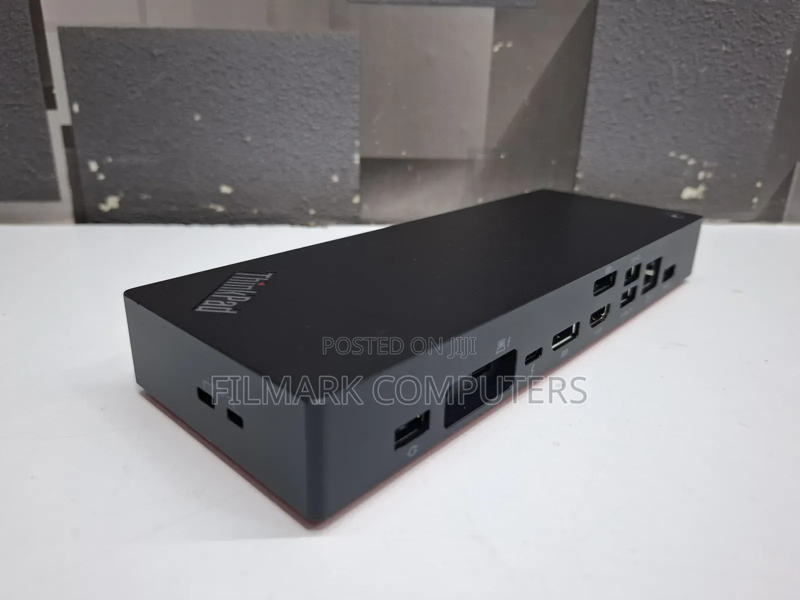 Thinkpad Universal Thunderbolt 4 Smart Dock