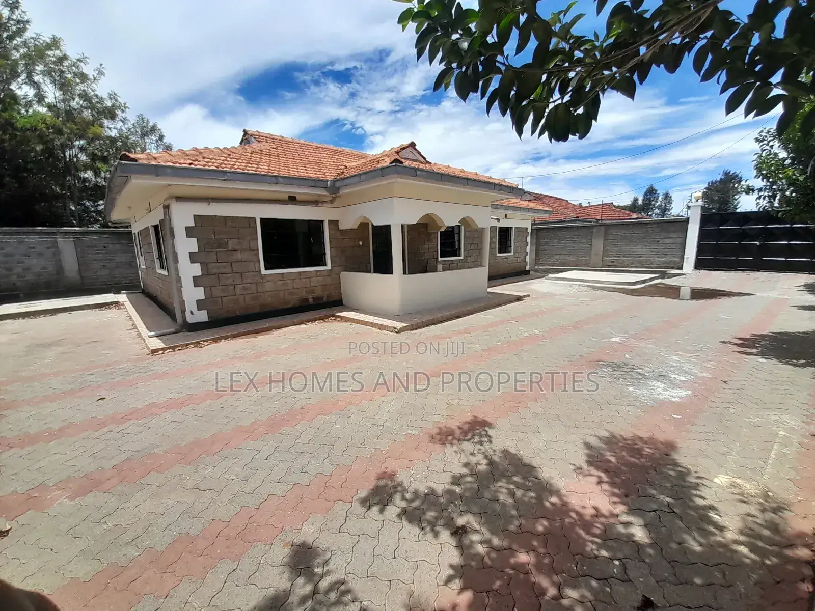 3bdrm Bungalow in Rimpa for sale