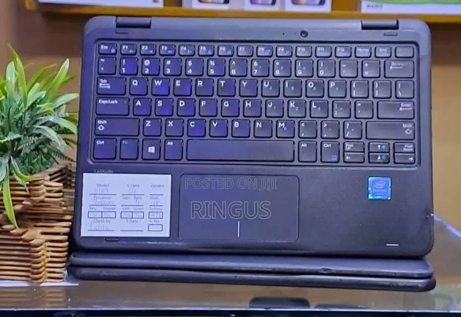 Laptop Dell Latitude 3189 8GB Intel Celeron SSD 128GB