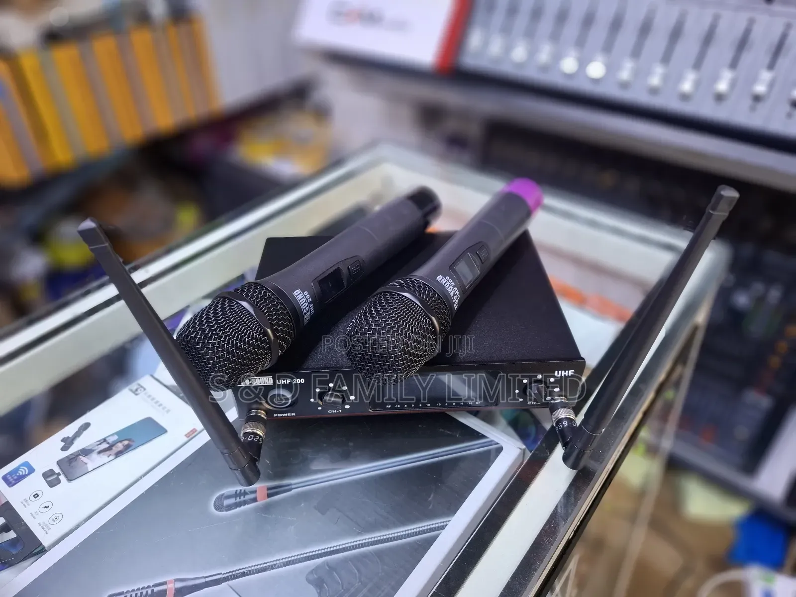 Pro Sound Uhf 200 Wireless Microphone