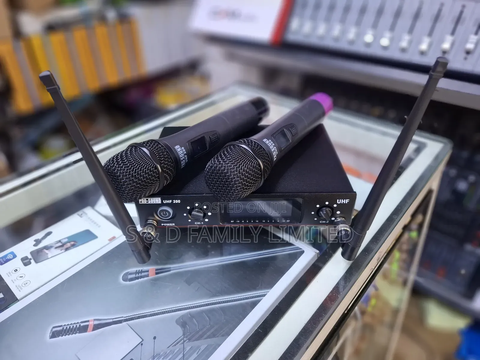 Pro Sound Uhf 200 Wireless Microphone