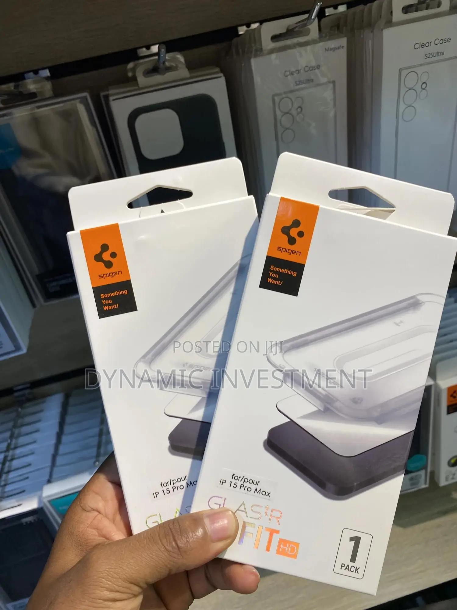 iPhone 15 Pro Max Spigen Auto Fix Glass Screen Protector