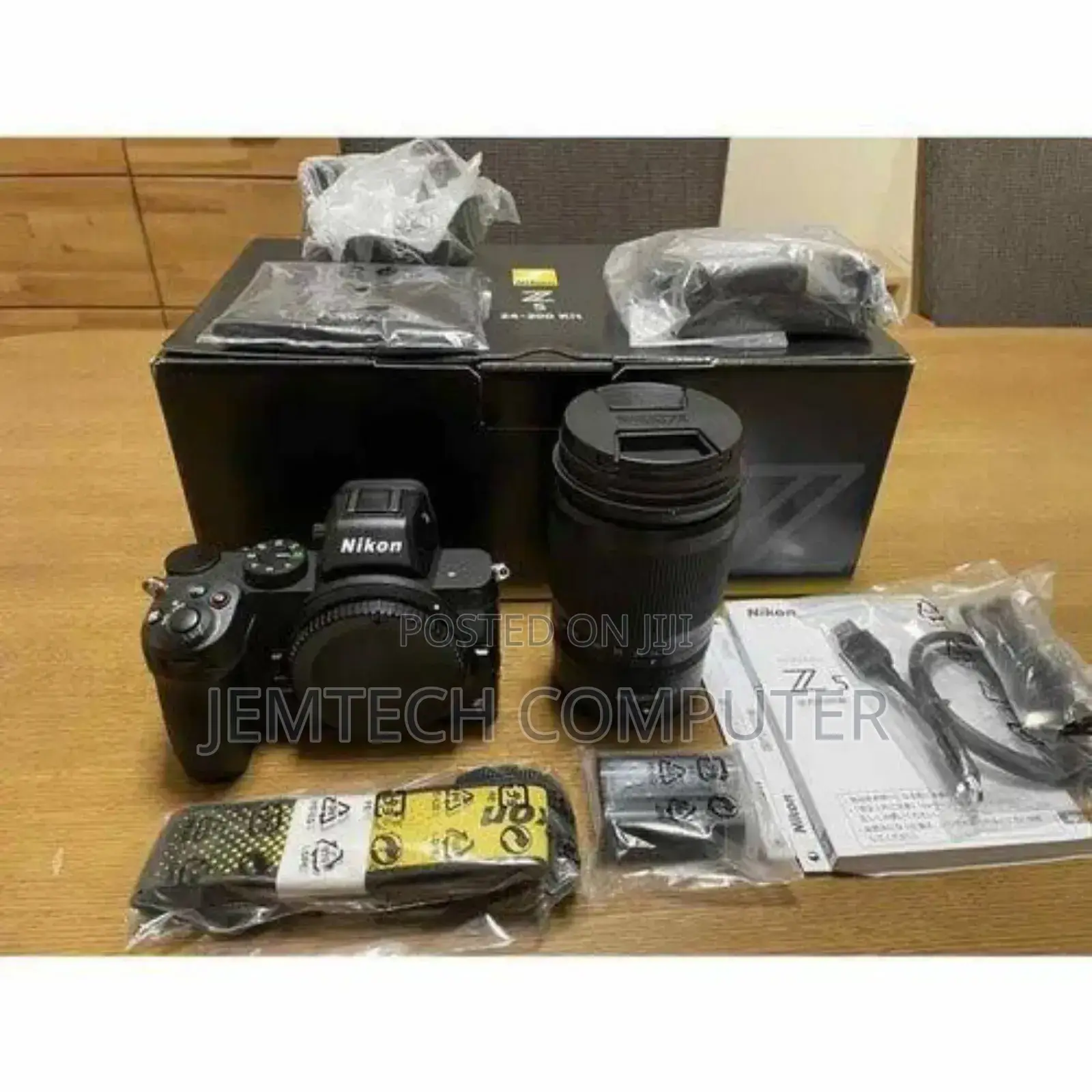 Nikon Z5 With 24-200