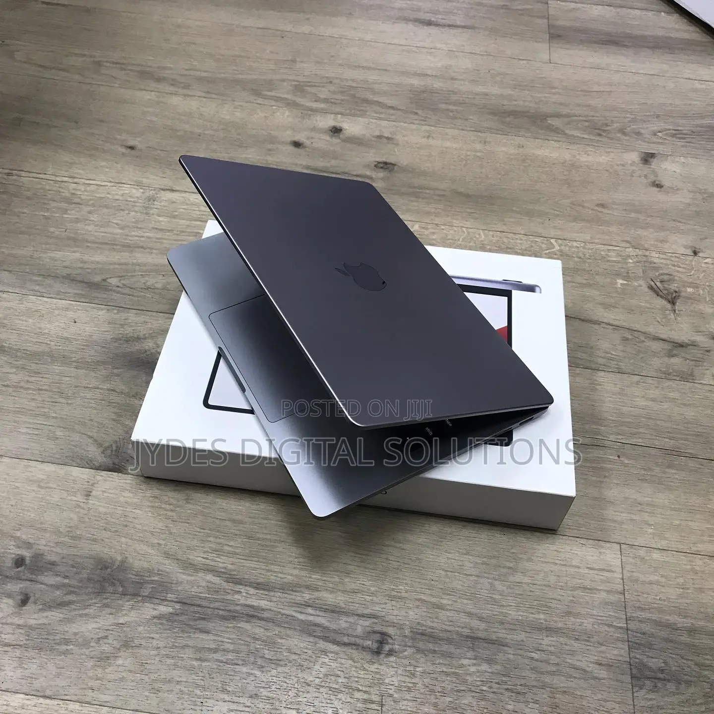 Laptop Apple MacBook Pro 2021 M1 16GB Intel Core I7 SSD 512GB