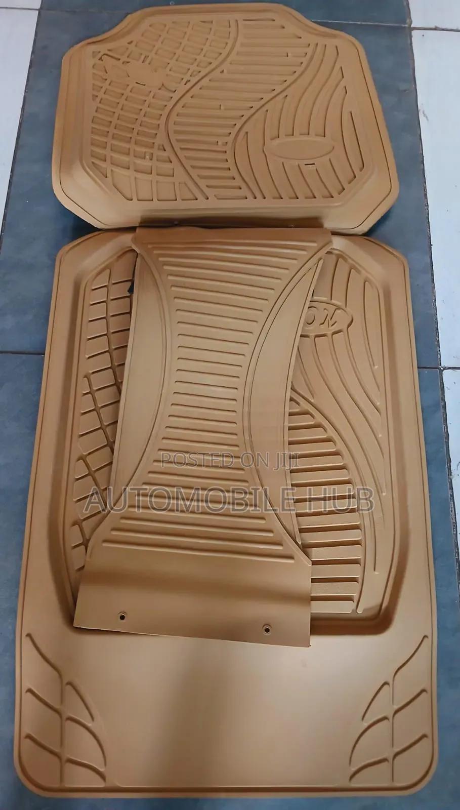 Universal 5pc Floor Mat Set | Automobile Hub Nairobi