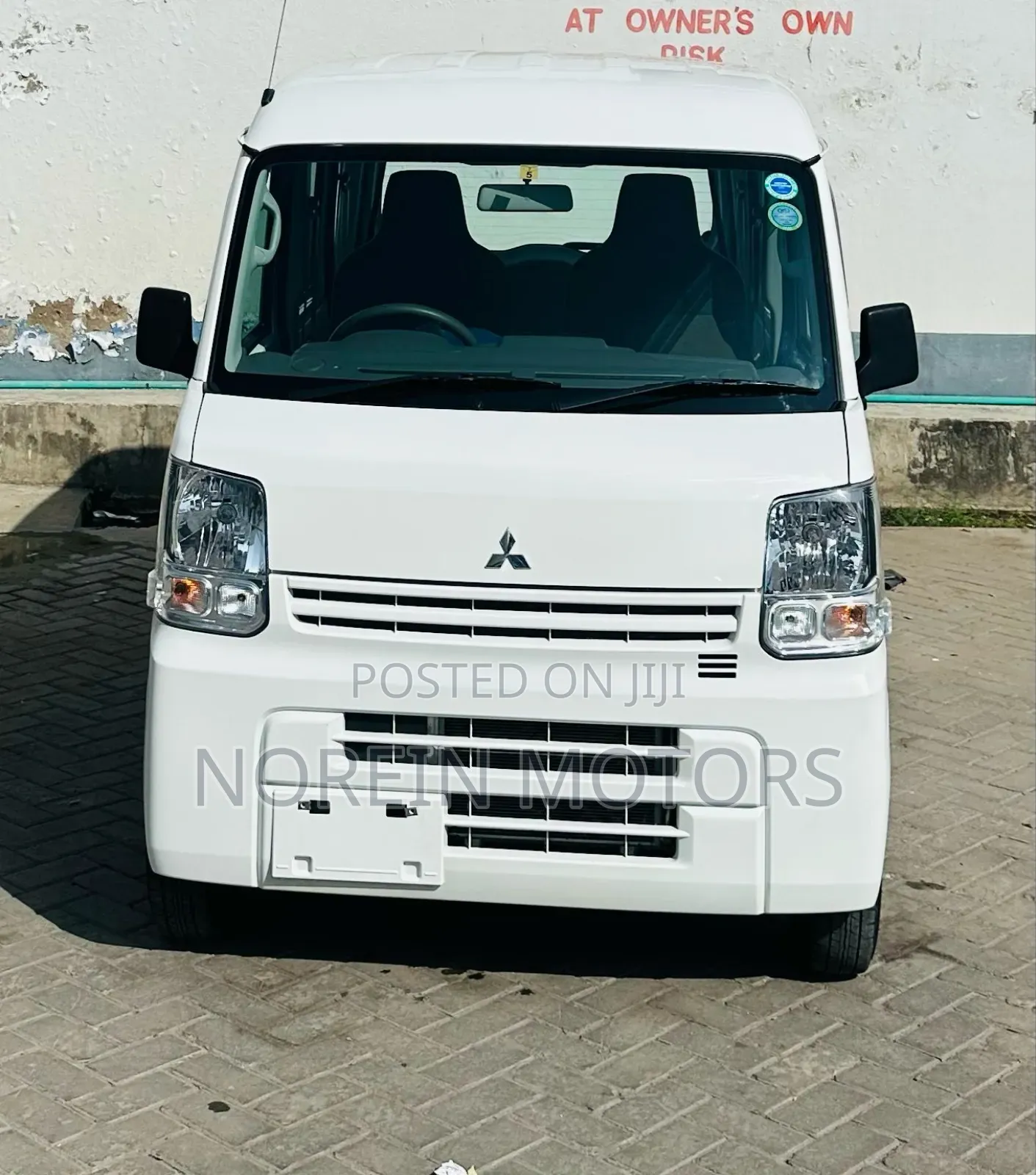 Suzuki Every Wagon 2018 Off white