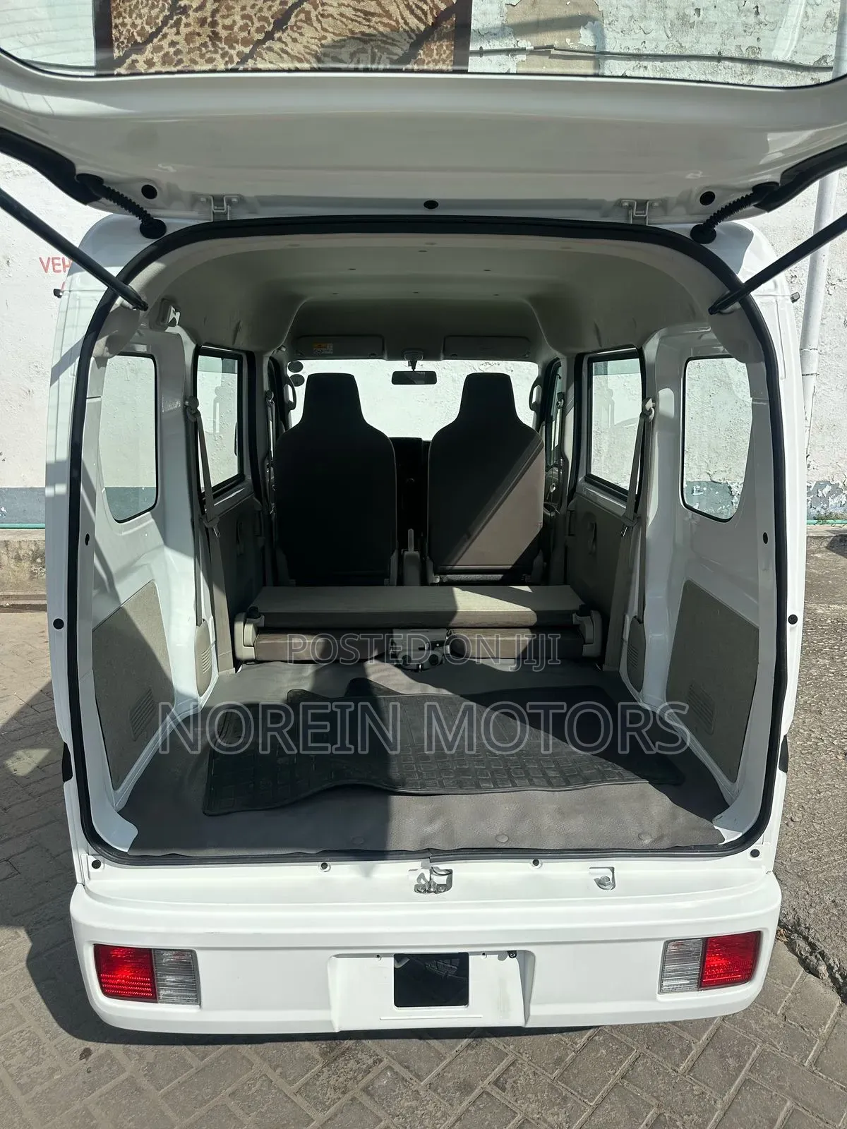 Suzuki Every Wagon 2018 Off white