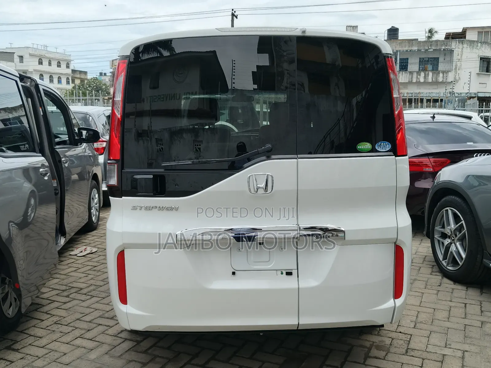 Honda Stepwgn 2018 White