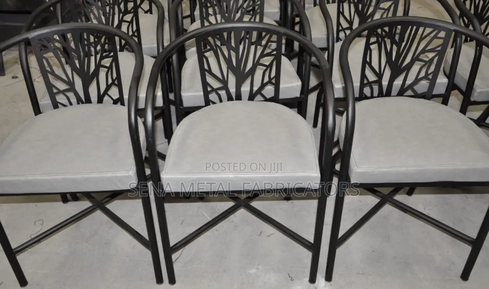Modern Restaurant Chairs With Powder Coating Finish