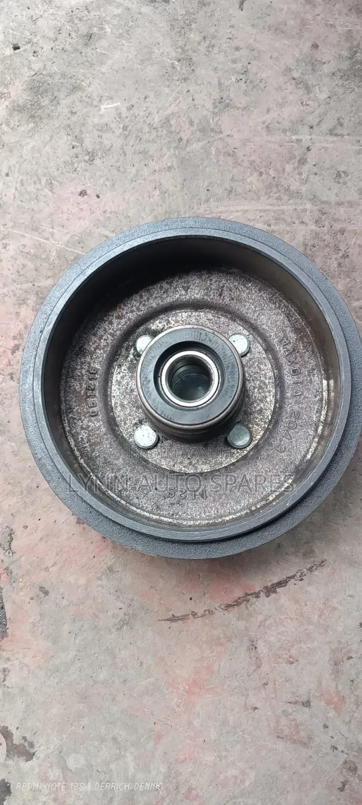 Rear Hub With Bearing Mazda Demio 2005