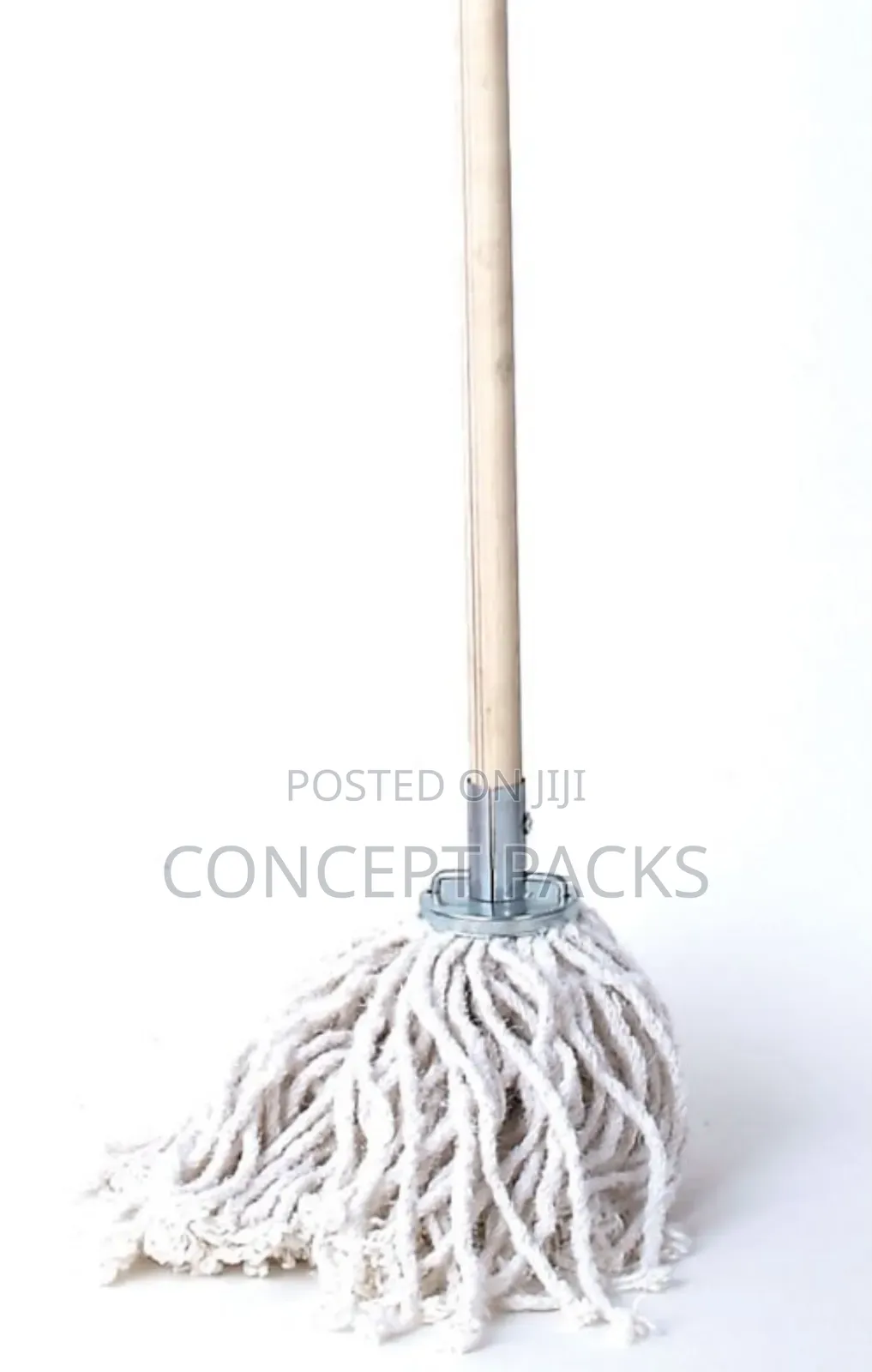 Jumbo Round Mop With Metal Socket.