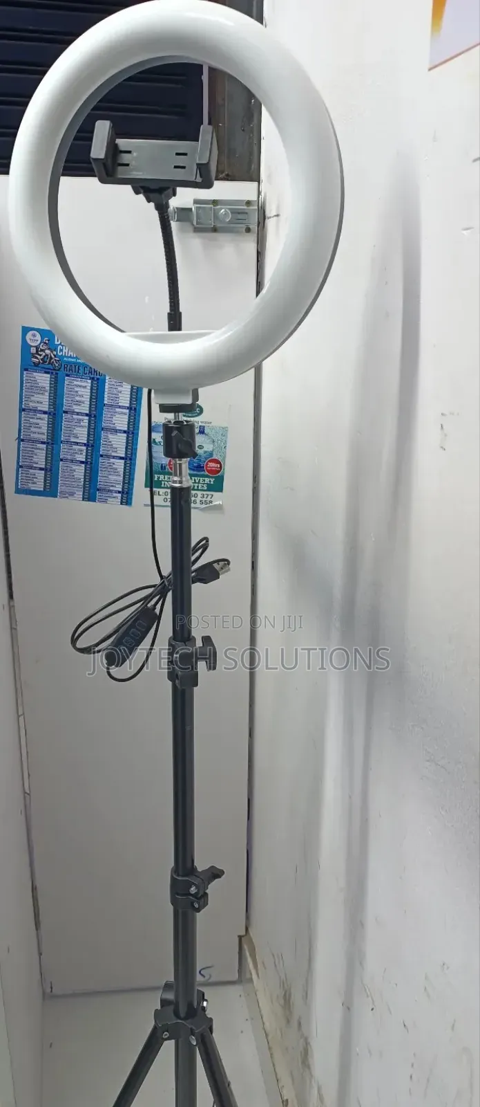 Portable 10 Inches Ring Light With a Tripod Stand
