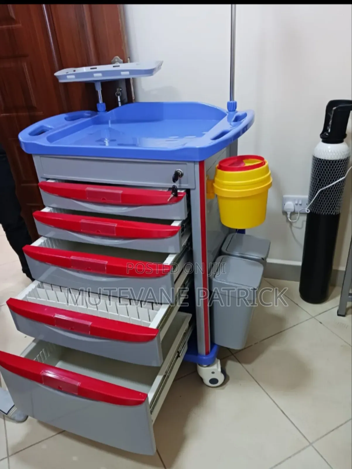 Mobile Medical Emergency Crash Cart/ Trolley
