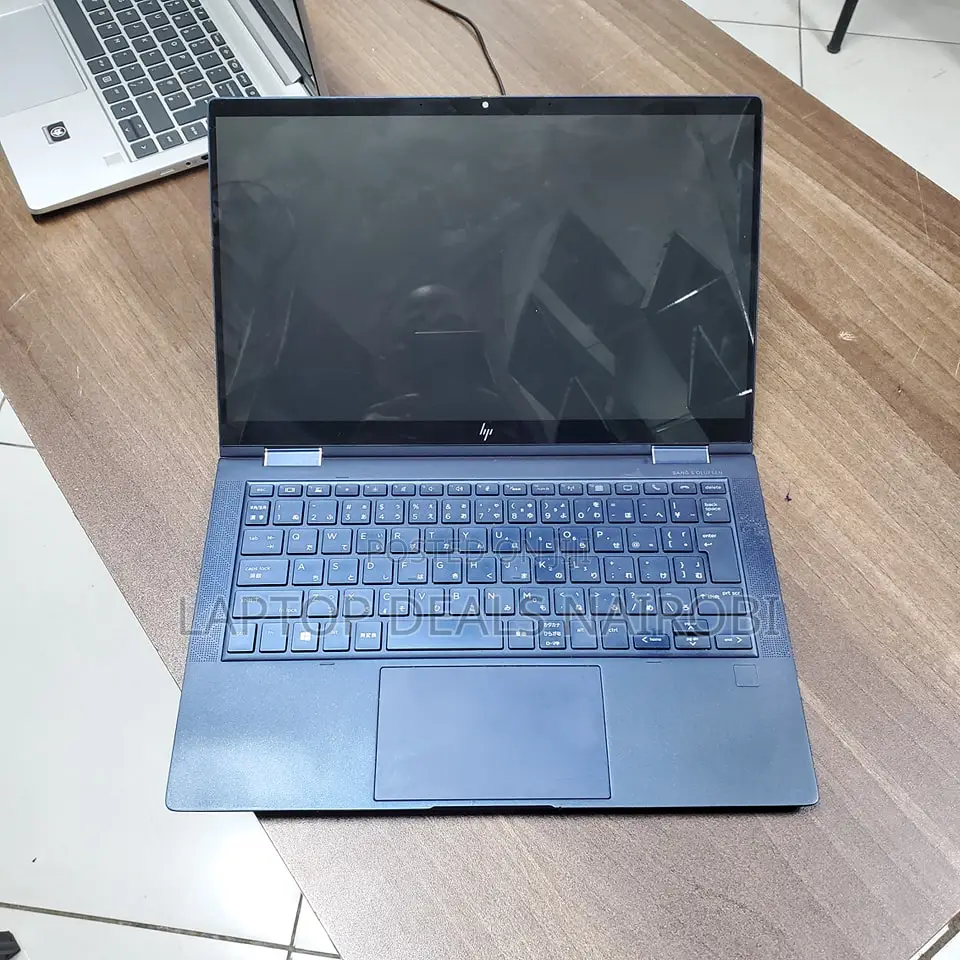 Laptop HP Dragonfly G1 16GB Intel Core I5 SSD 512GB