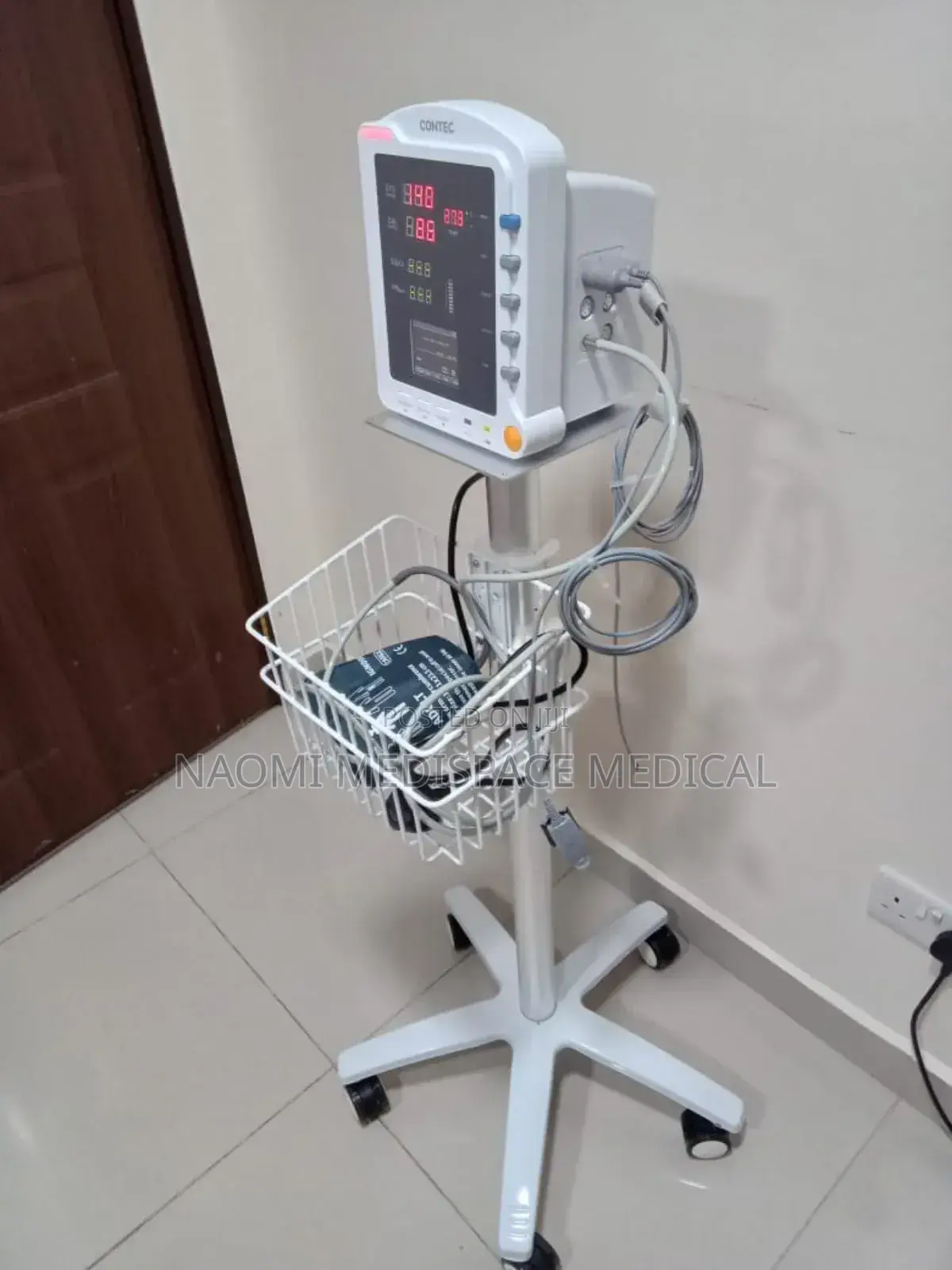 Contec Vital Signs Monitor With Stand