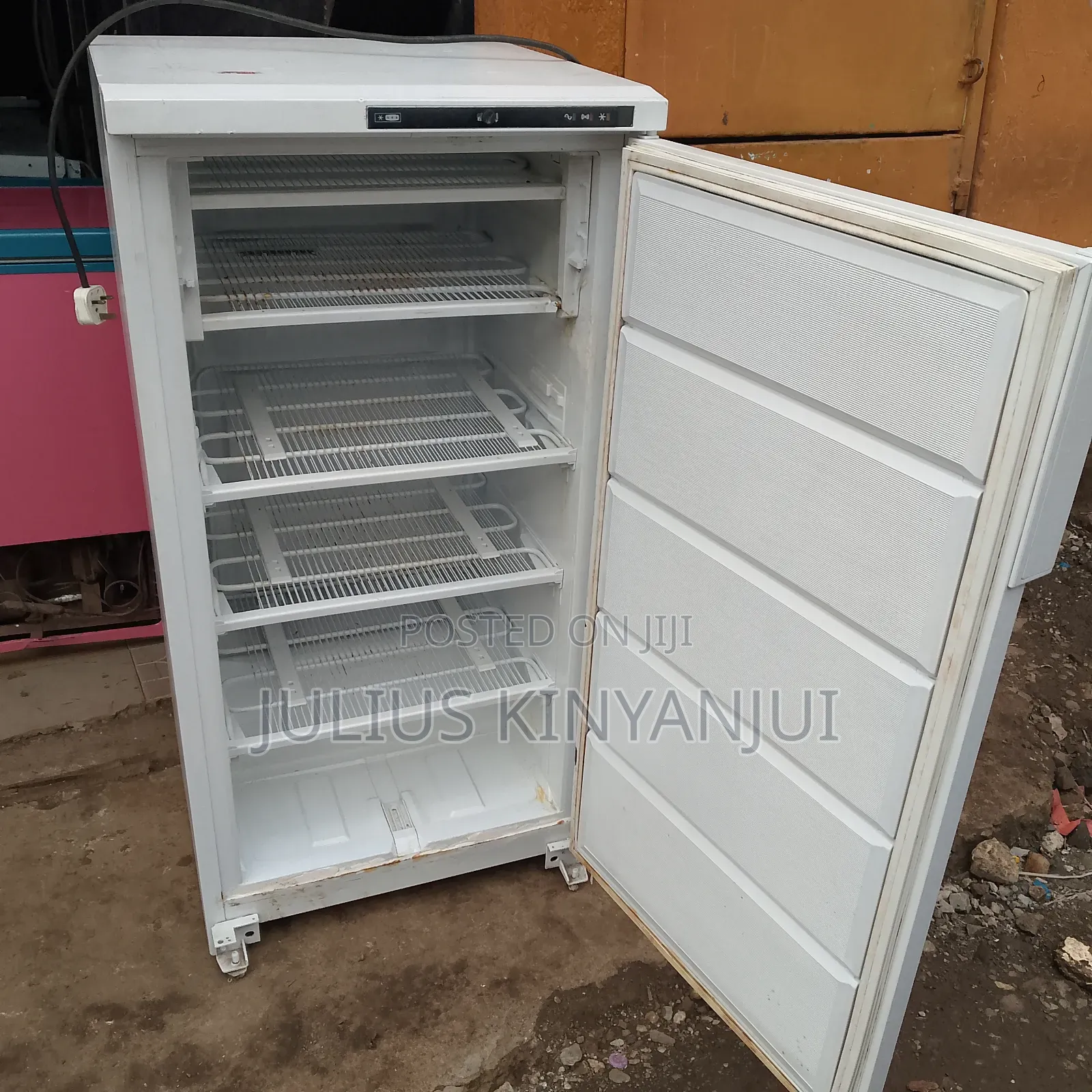 Ignis Upright Freezer