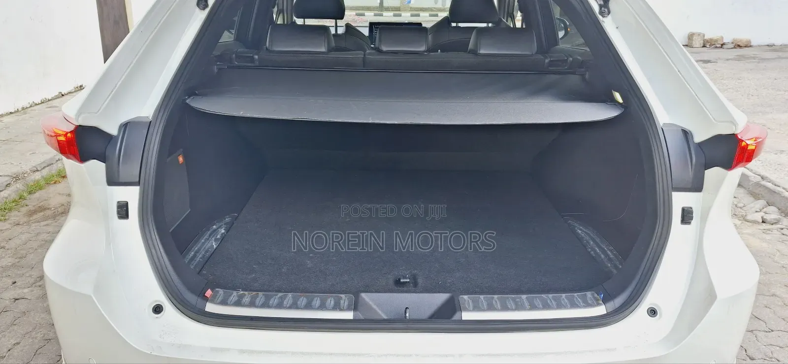 Toyota Harrier 2021 White
