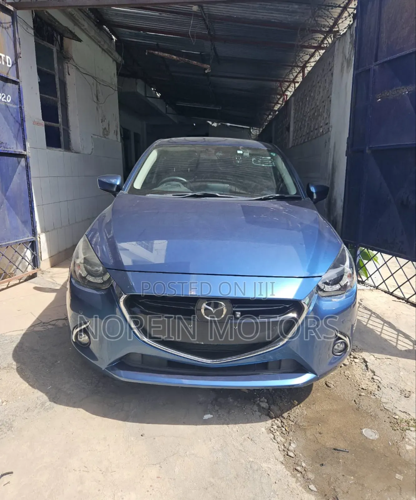 Mazda Demio 2018 Blue