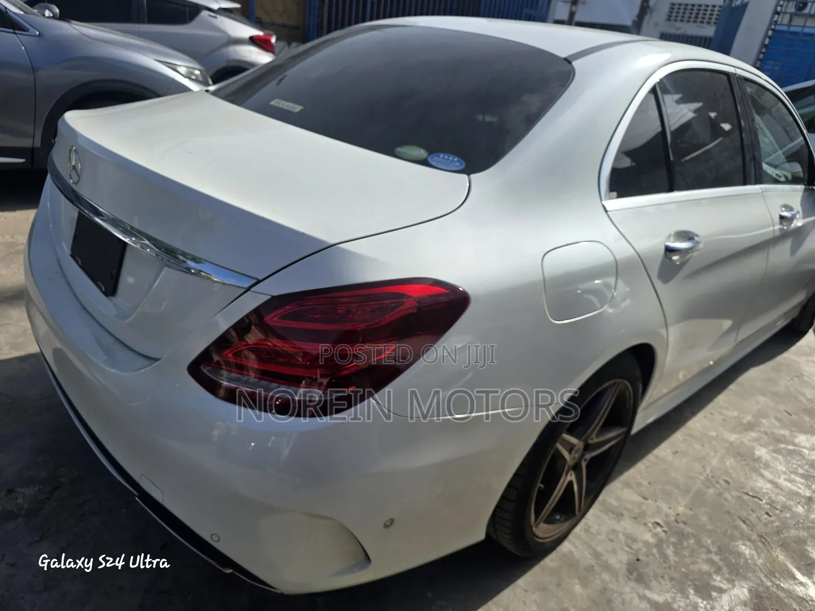 Mercedes-Benz C180 2018 Off white