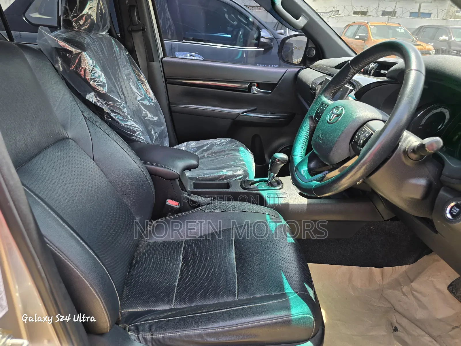 Toyota Hilux 2018 Gray