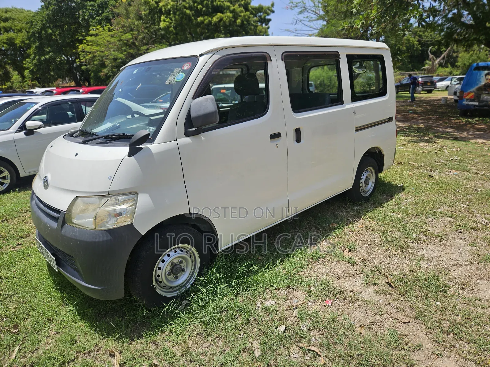 Toyota TownAce 2017 White