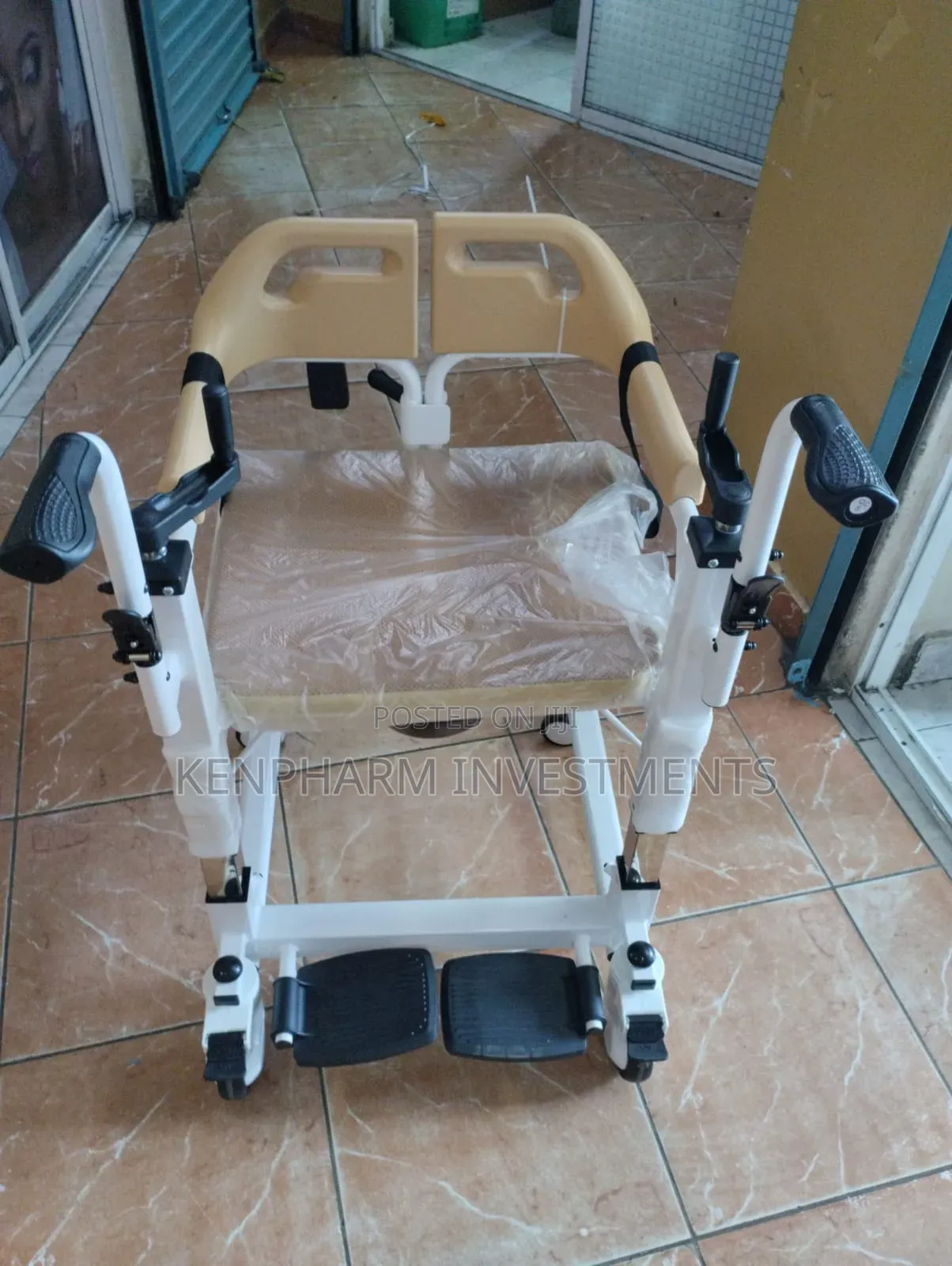Manual Patient Transfer Chair; Tc01