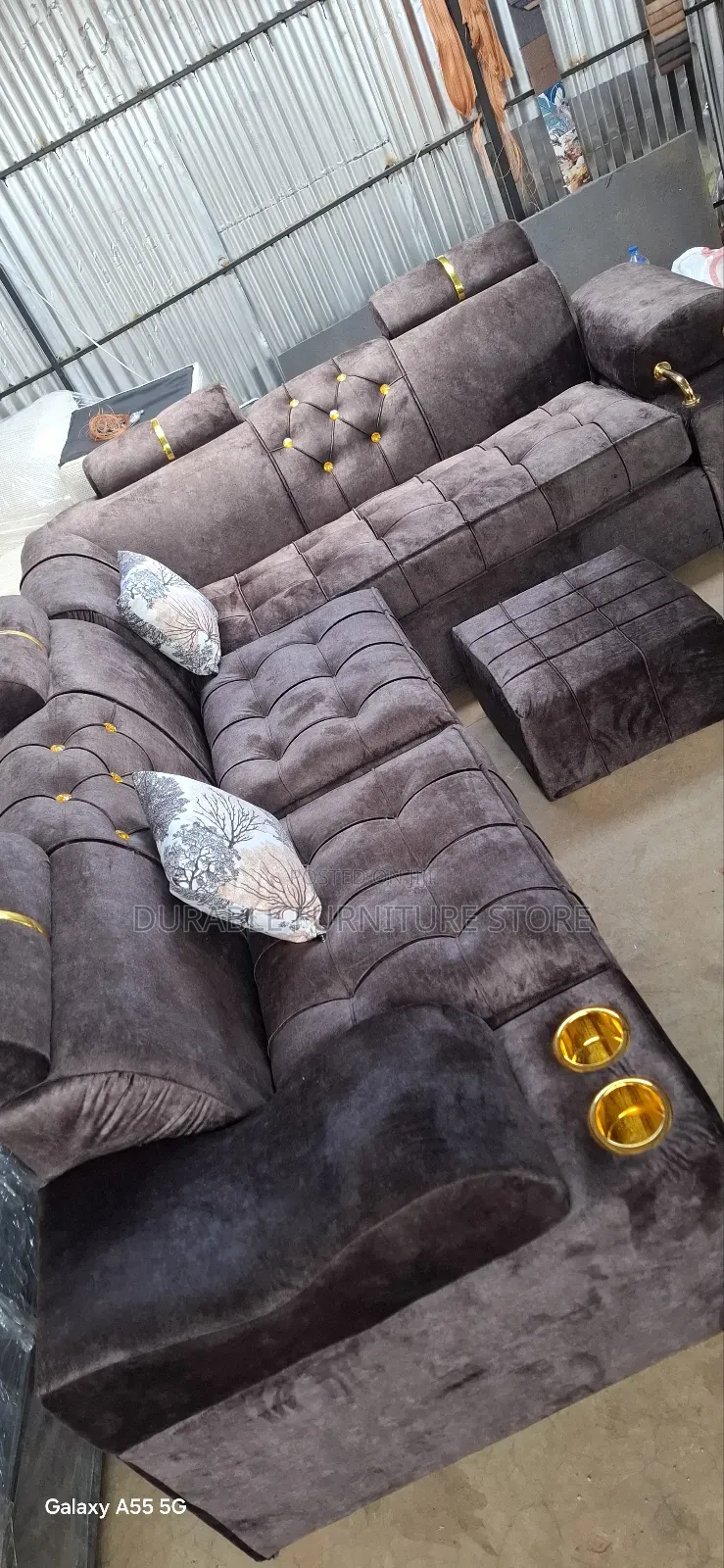 6 Seater  With Headrest  And Cup Holder
