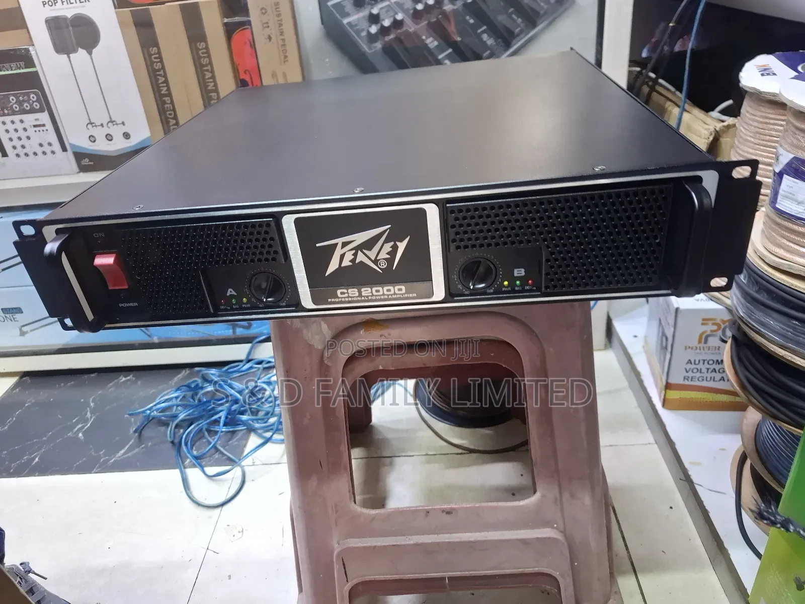 Peavey Cs 2000 Power Amplifier