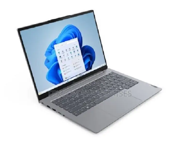 New Laptop Lenovo 8GB Intel Core Ultra 7 SSD 512GB