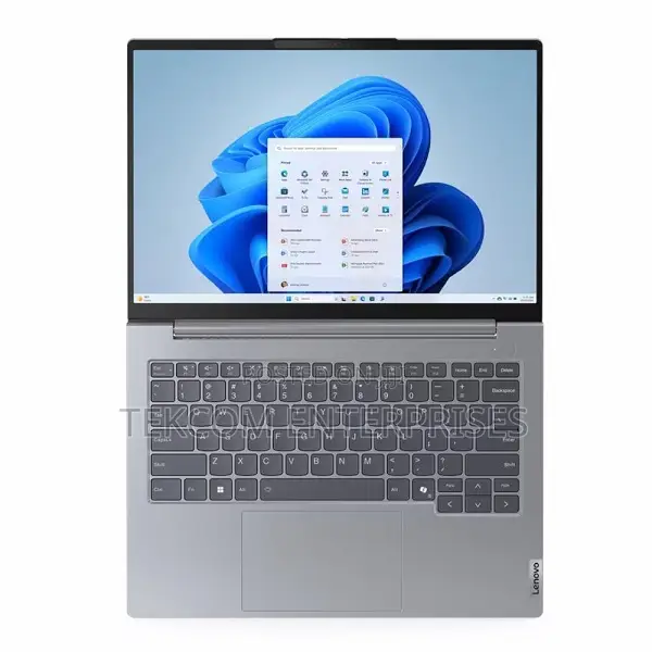 New Laptop Lenovo 8GB Intel Core Ultra 7 SSD 512GB