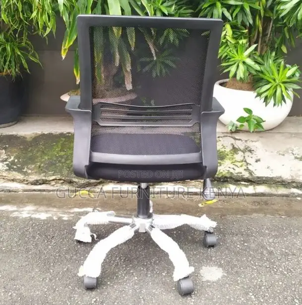 Office Chairs:Office Mesh Chair With Fixed Plastic Arms