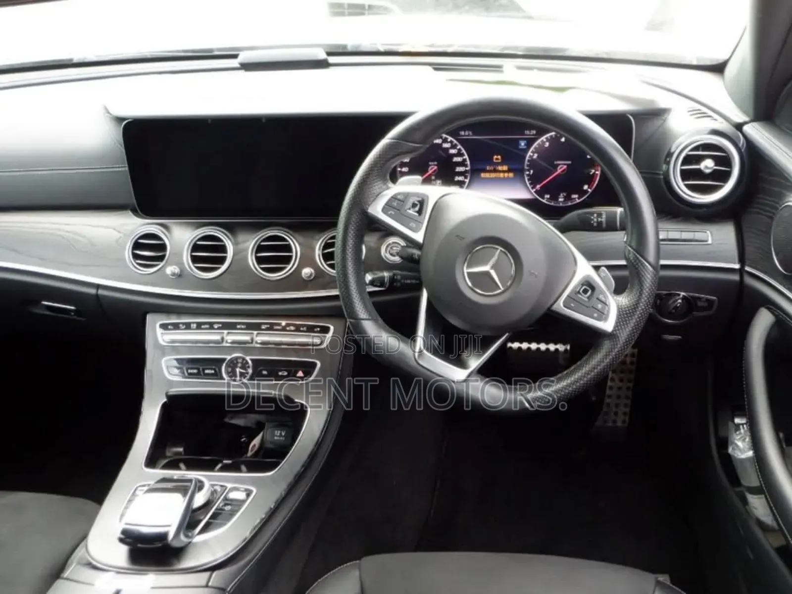 Mercedes-Benz E200 2018 Gray