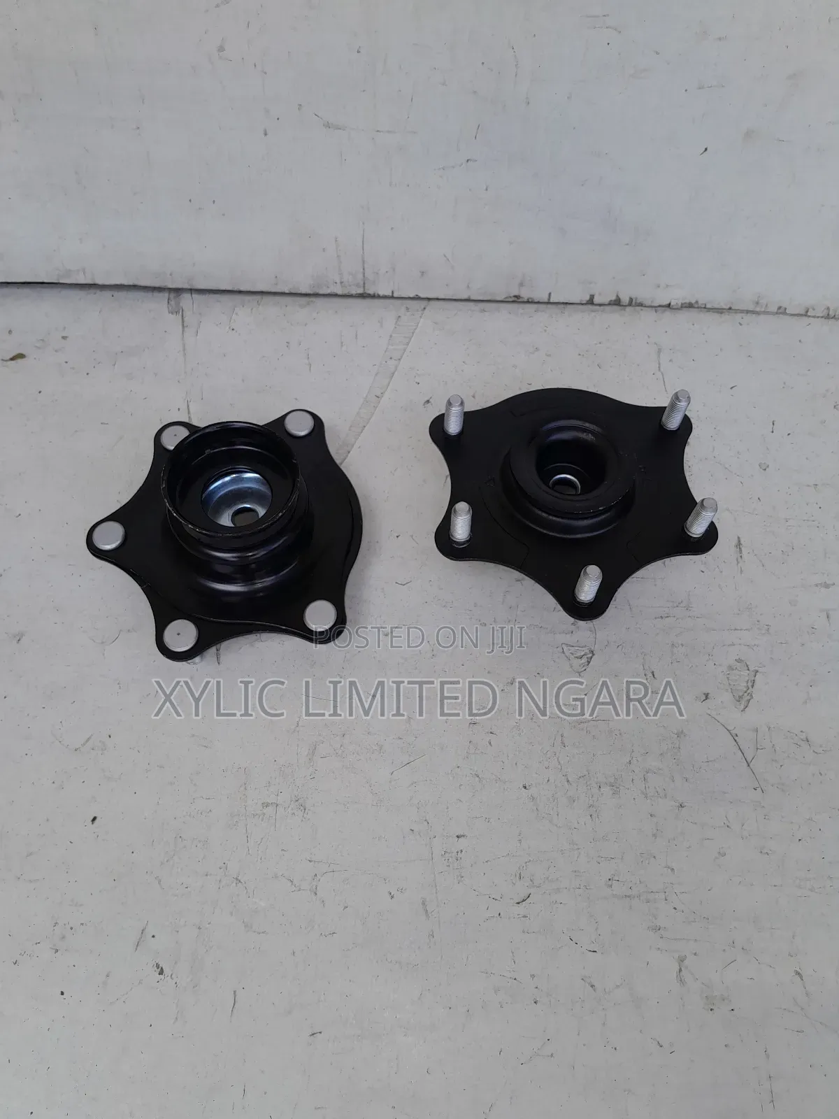 Honda CRV Front Shock Mounting