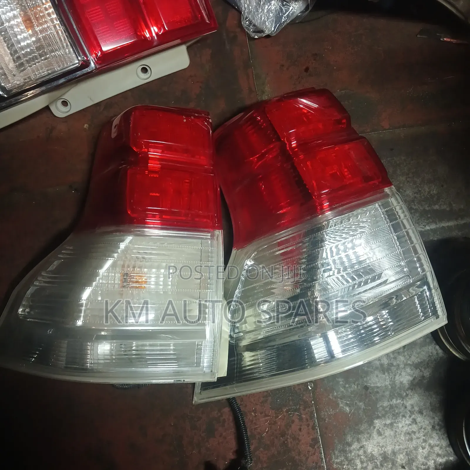 Toyota Land Cruiser Prado J150 Tail Light.