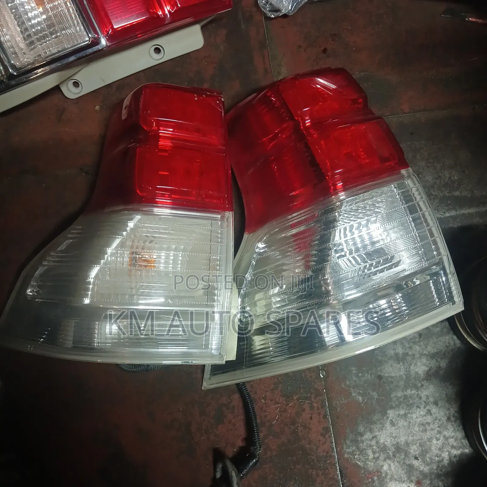 Toyota Land Cruiser Prado J150 Tail Light.