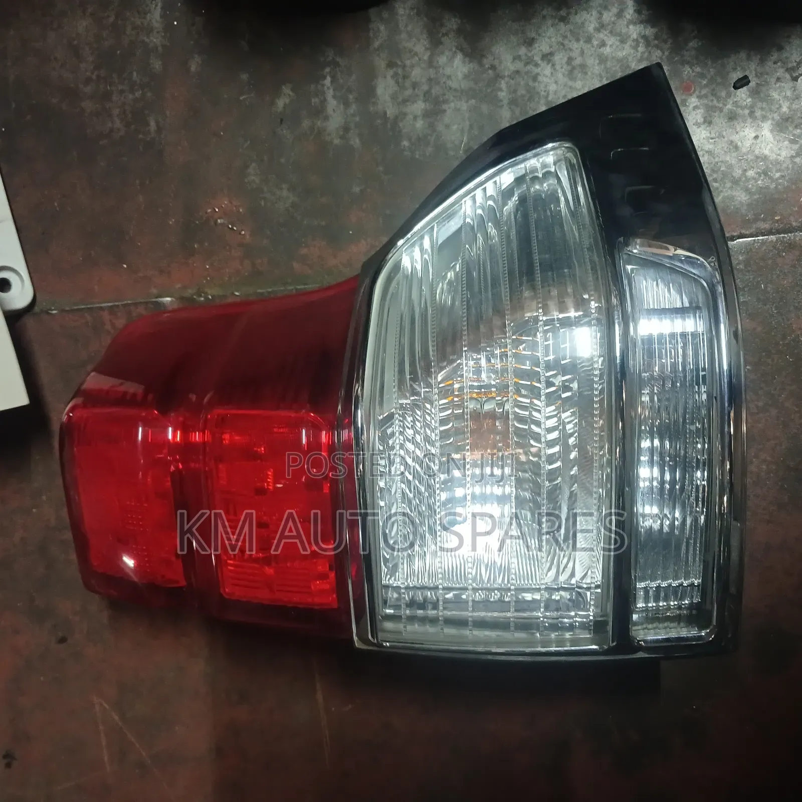 Toyota Land Cruiser Prado J150 Tail Light.