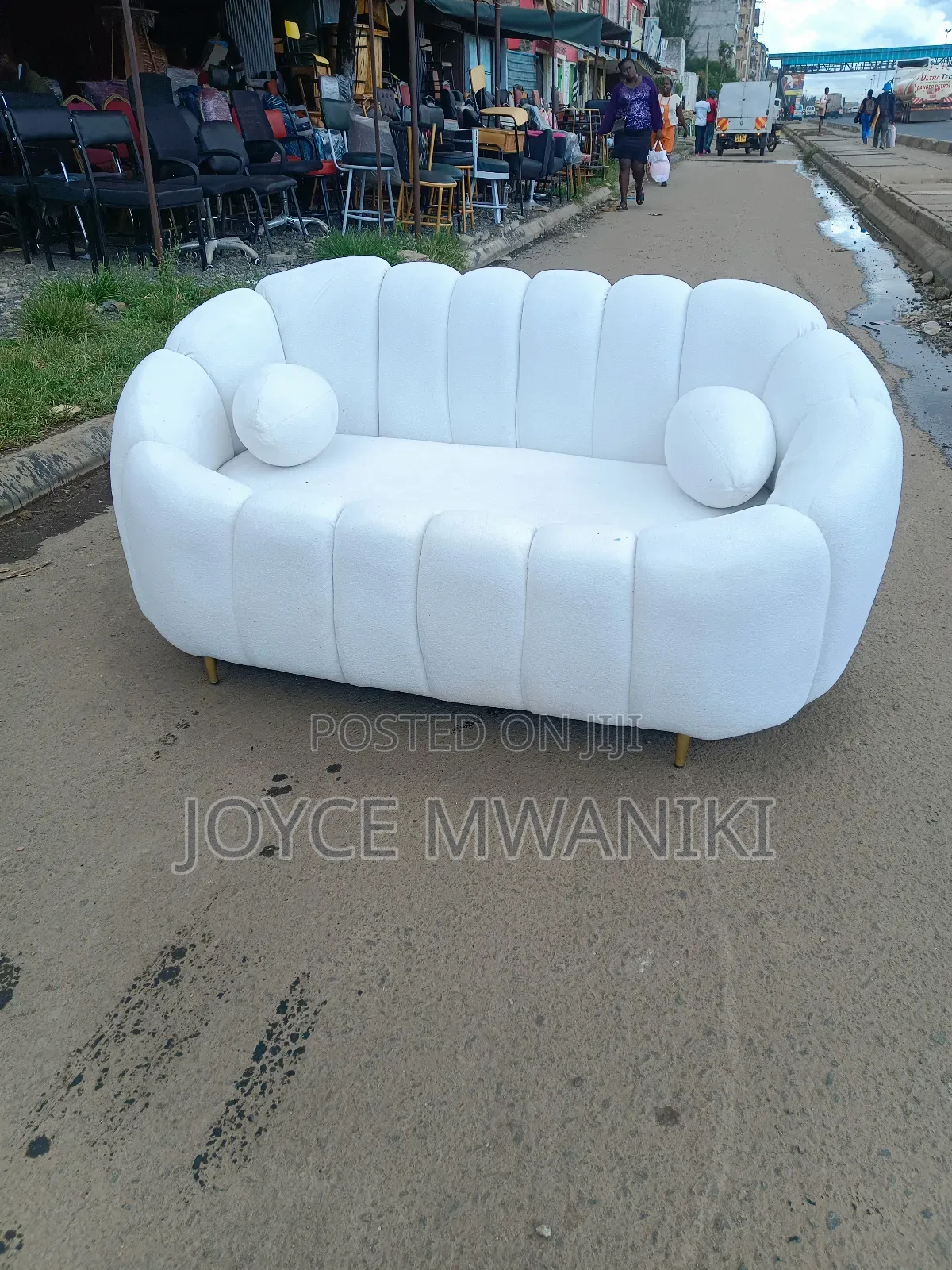 Fancy Sofa Set, 2 Seater Off White 