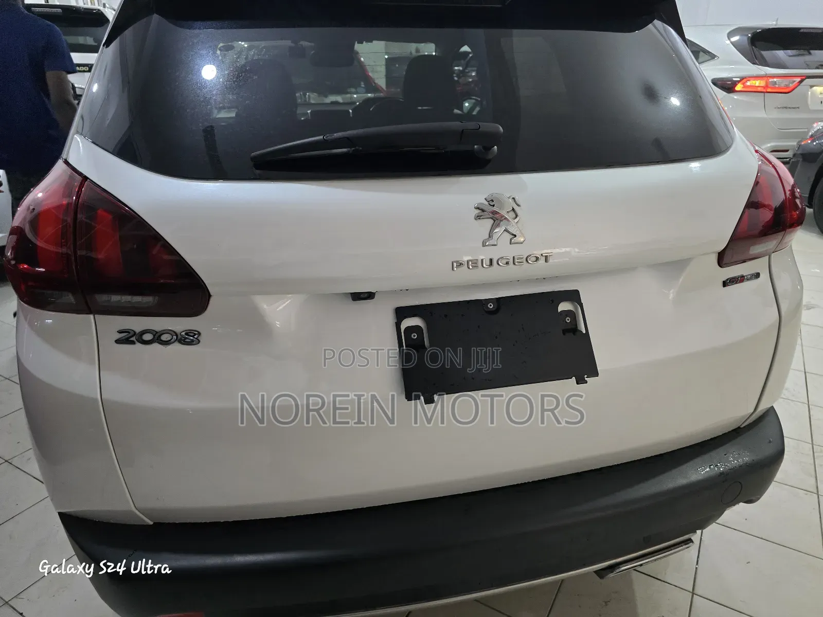 Peugeot 2008 2018 White