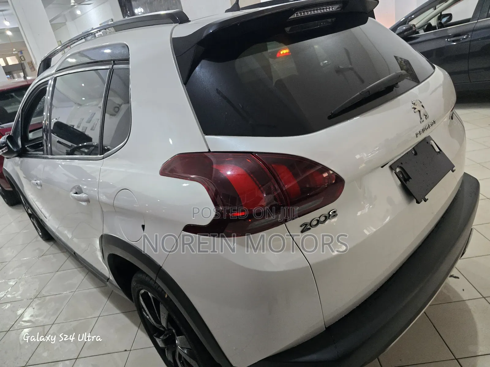 Peugeot 2008 2018 White