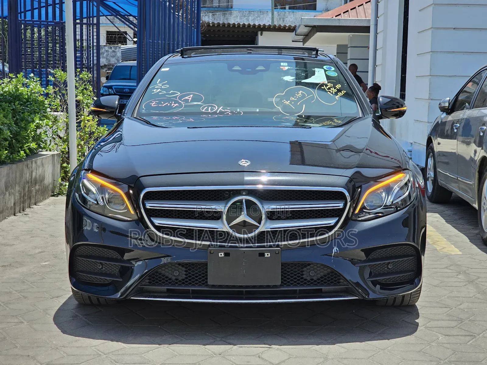 Mercedes-Benz E200 2019 Matt Black