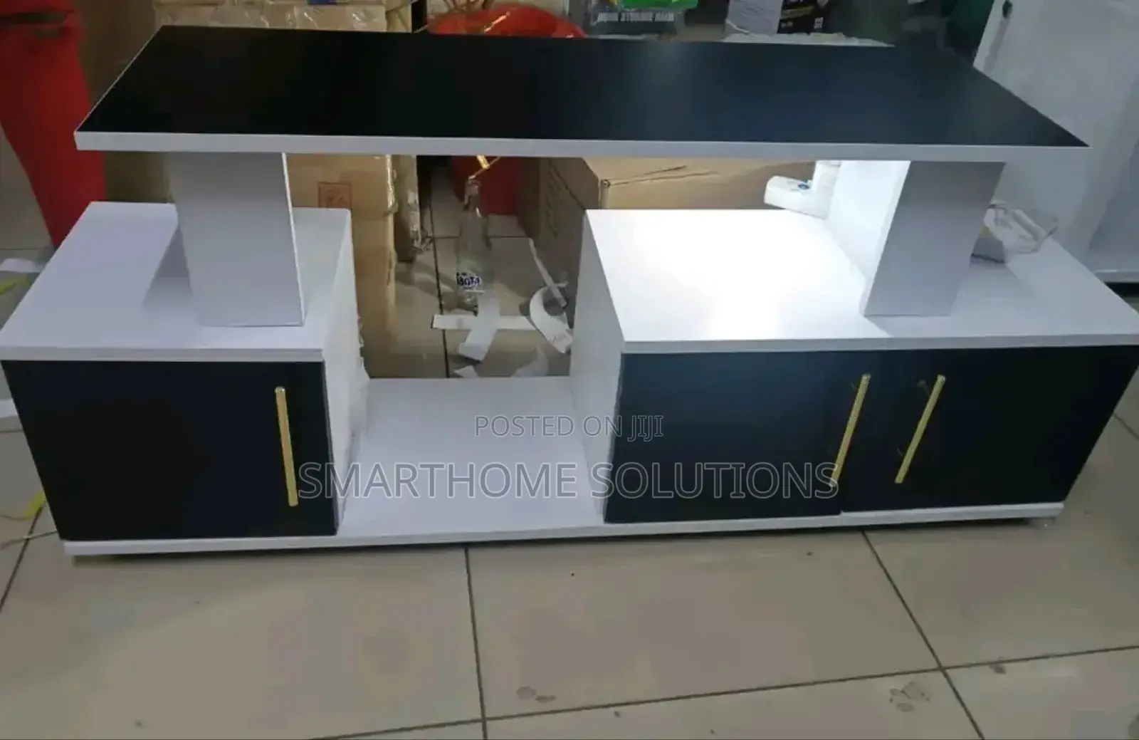 White Instabul Tv Stand With Led Lights