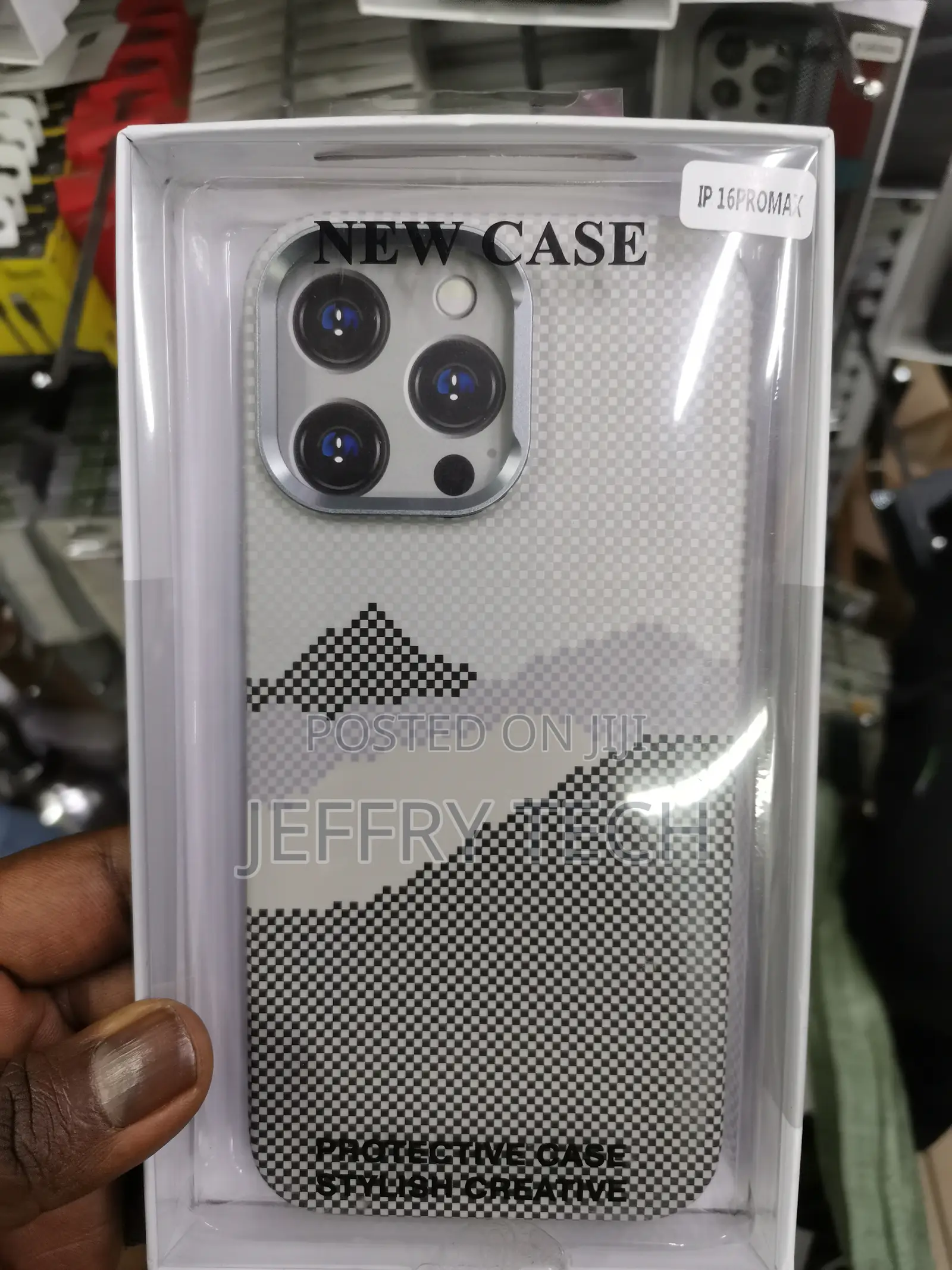 Adirmi iPhone 16 Pro Max Tribal Carbon Fiber Magsafe Case