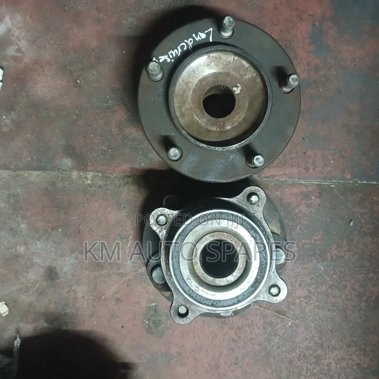 Toyota Land Cruiser 200 Series Front Hub.